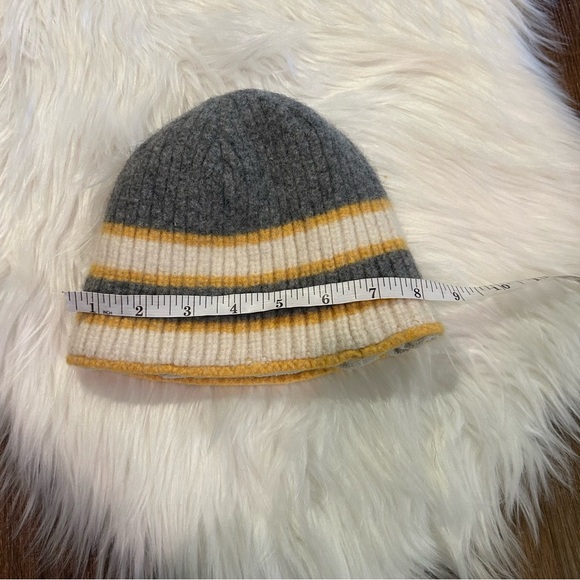 Kids Patagonia 100% wool beanie gray and yellow - Picture 4 of 5